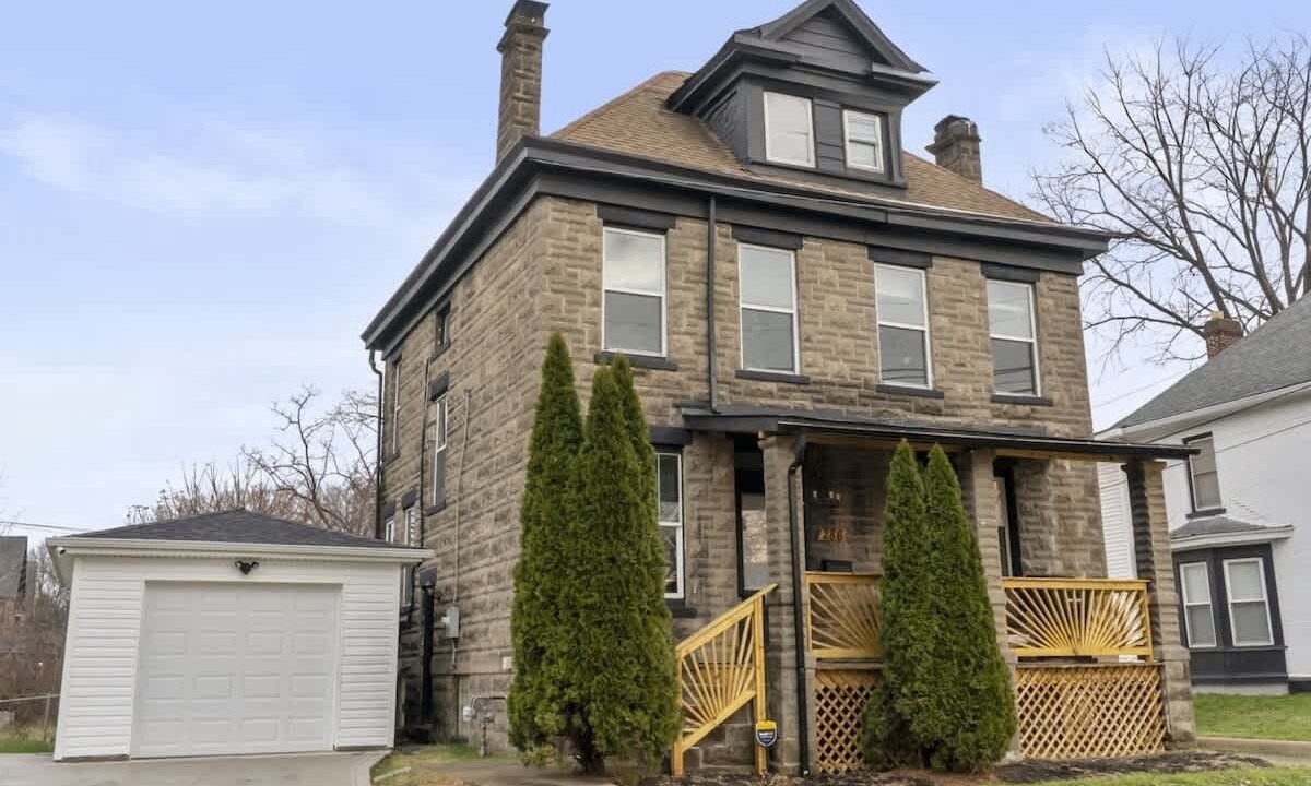 Photo of Outdoor in Near East Columbus