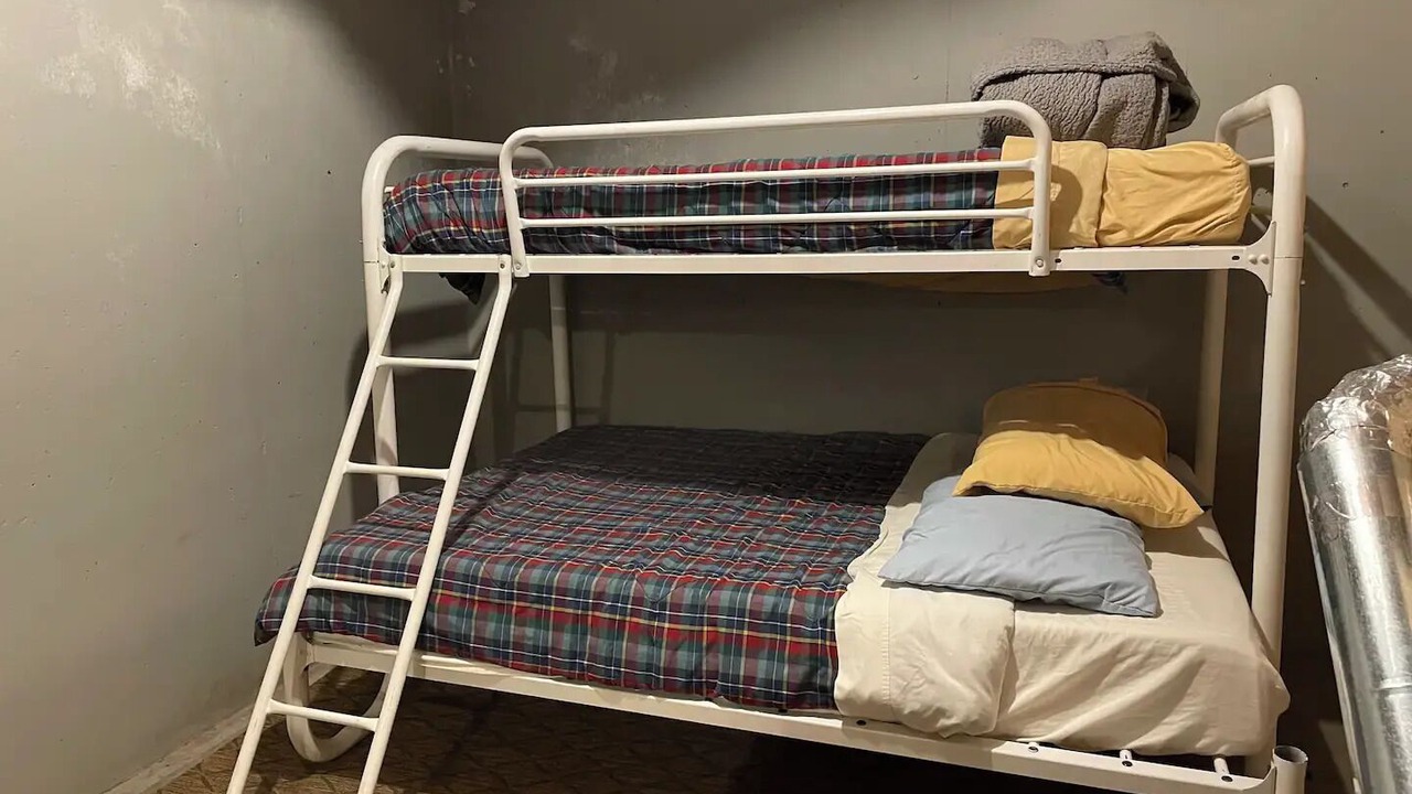 Photo of Bedroom in Hiawassee