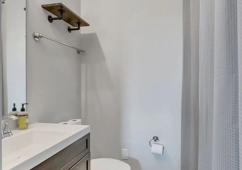 Photo of Bathroom in East Hill