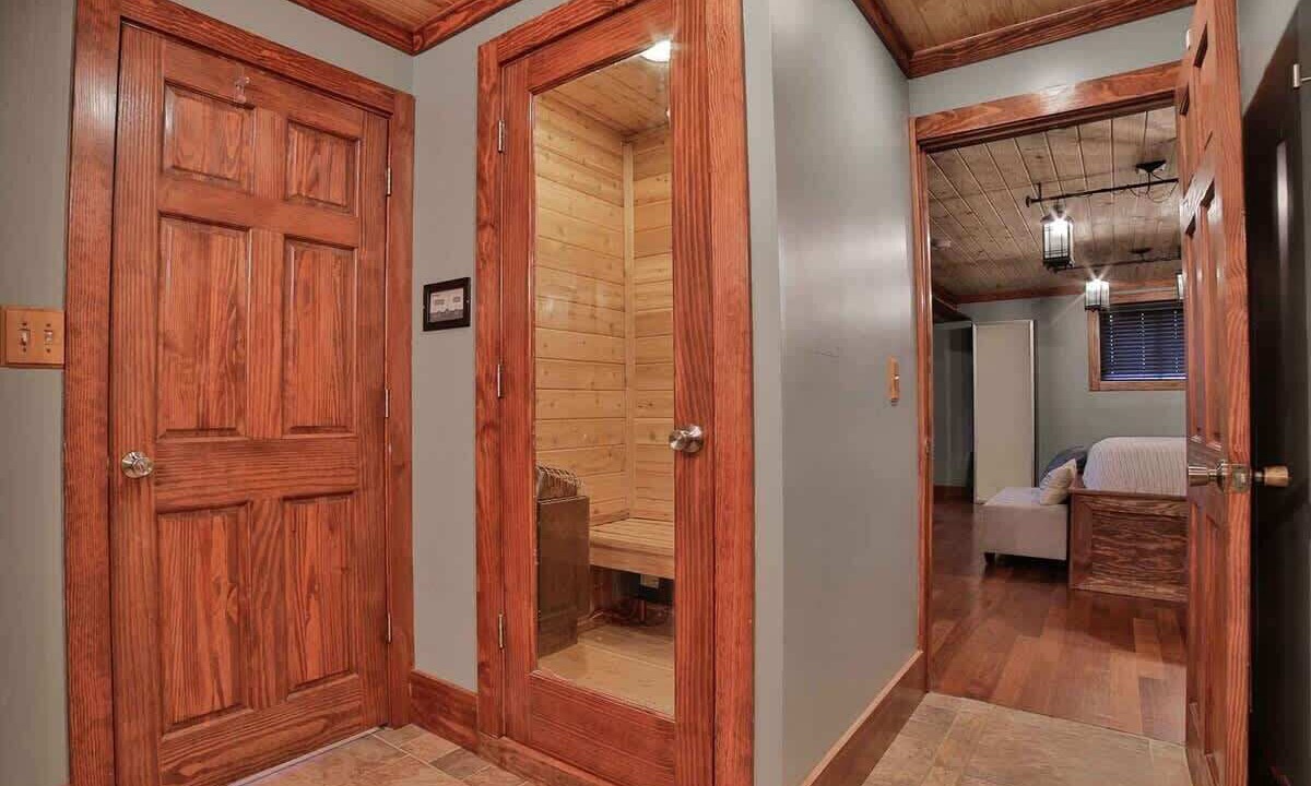 Photo of Bedroom in Lookout Valley Neighborhood Association