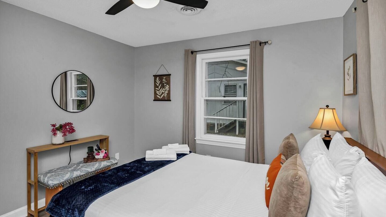 Photo of Bedroom in Cayce