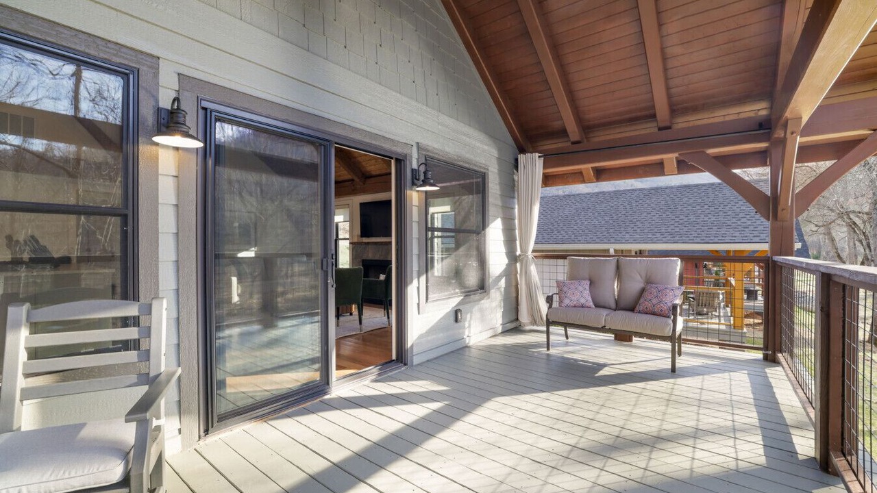 Photo of Patio Balcony in Sugarfork