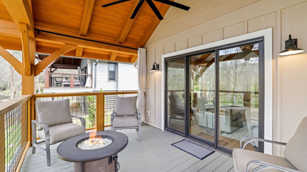 Photo of Patio Balcony in Sugarfork