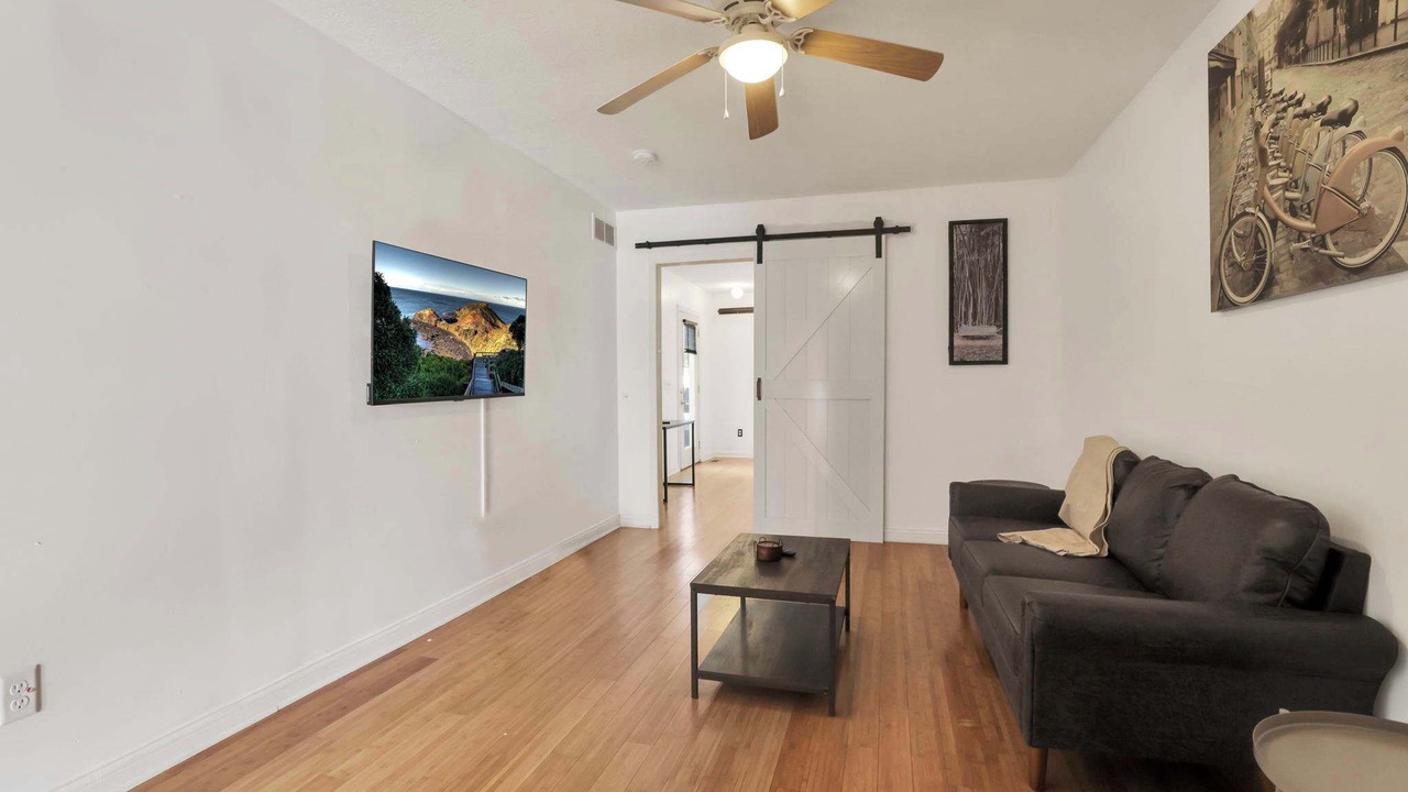 Photo of Livingroom in Grandview Heights