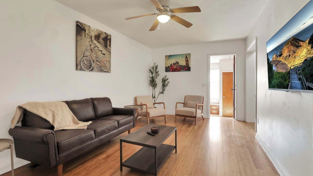 Photo of Livingroom in Grandview Heights