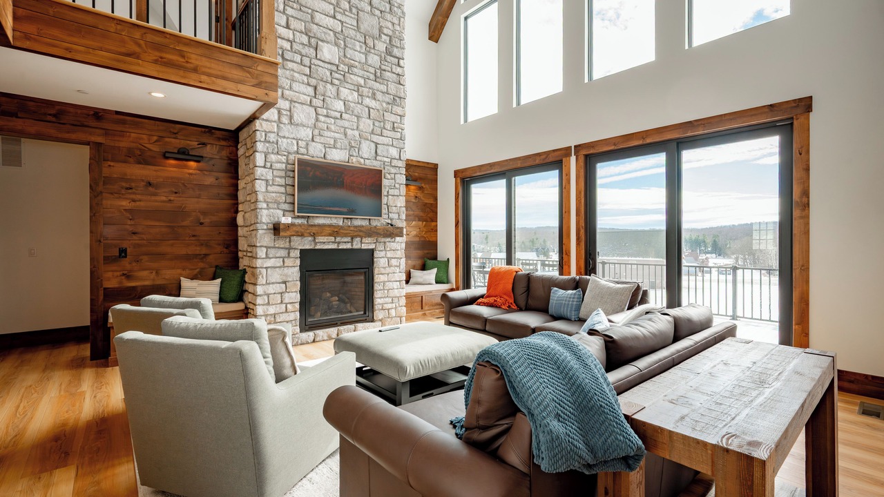 Photo of Livingroom in Waterfront Greens