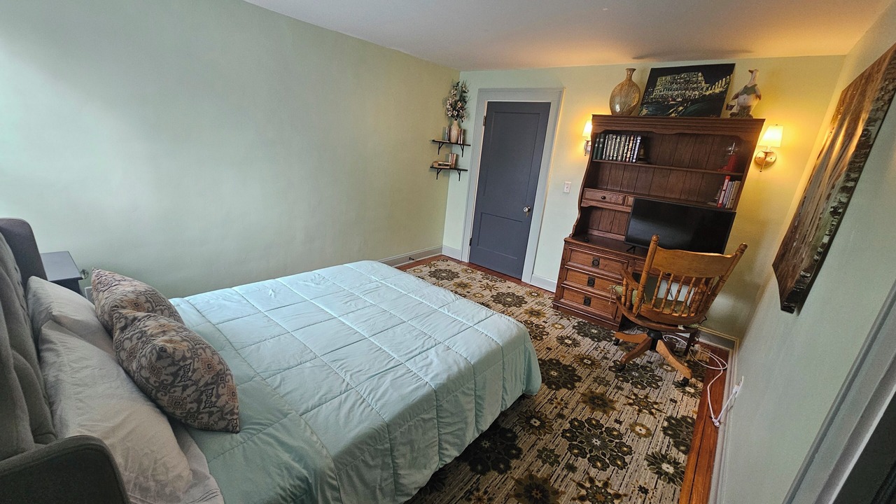 Photo of Bedroom in Owensboro