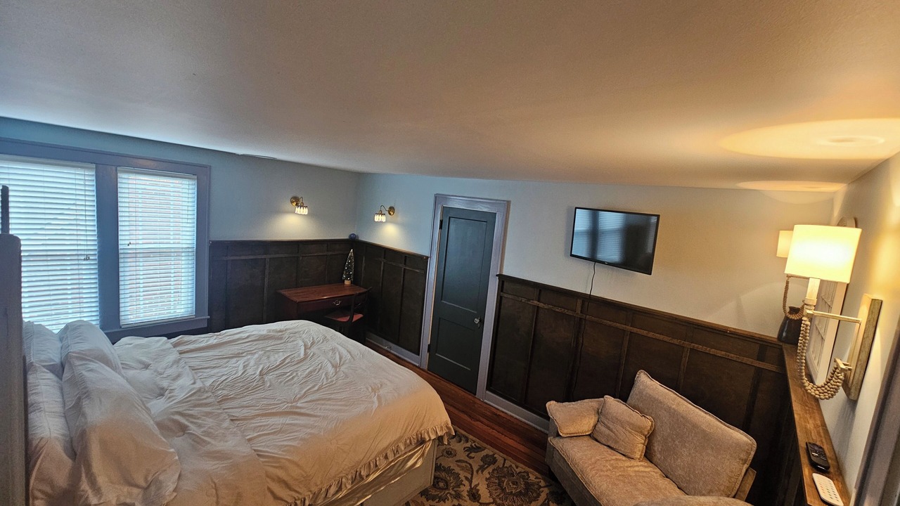 Photo of Bedroom in Owensboro