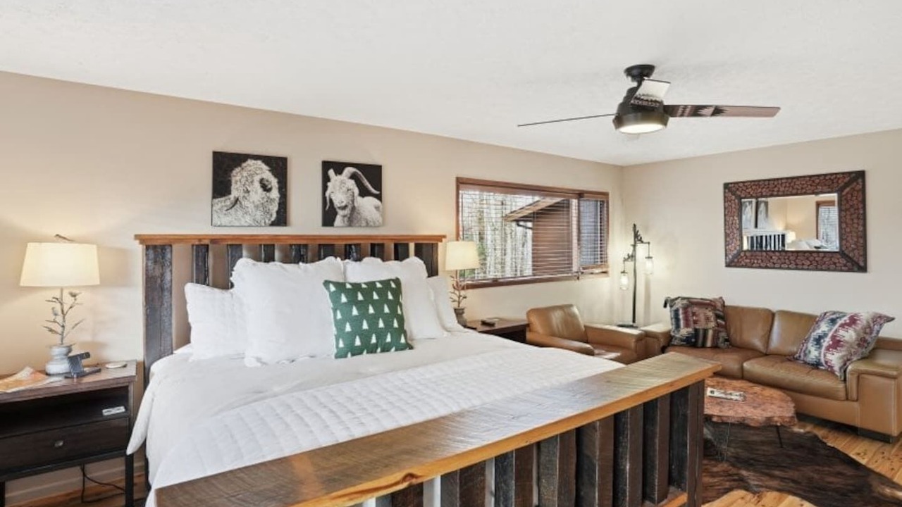 Photo of Bedroom in Beech Mountain