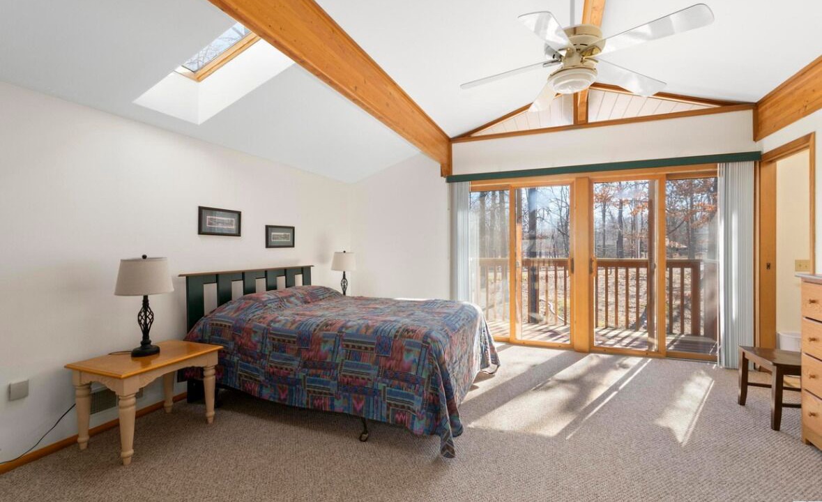 Photo of Bedroom in Benton