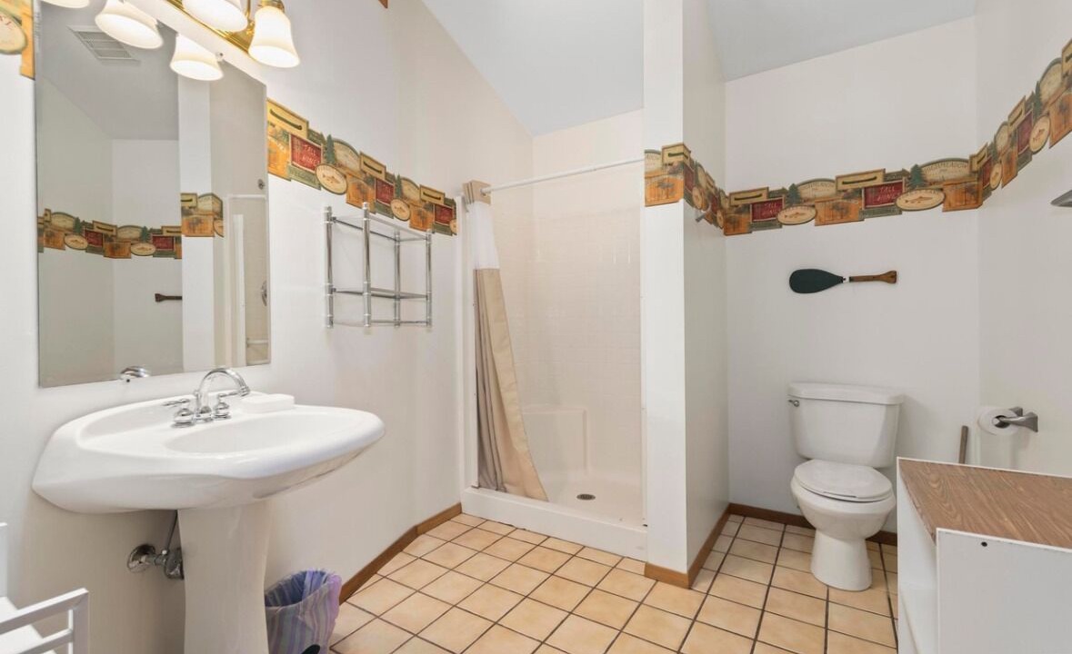 Photo of Bathroom in Benton
