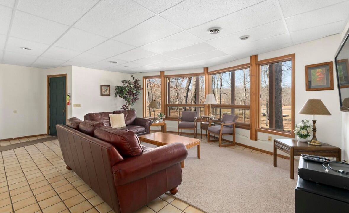 Photo of Livingroom in Benton