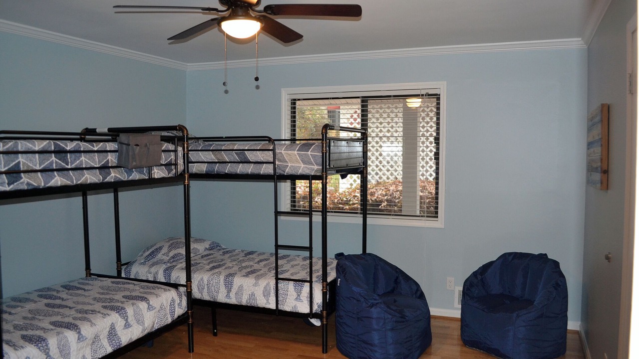 Photo of Bedroom in Dawsonville