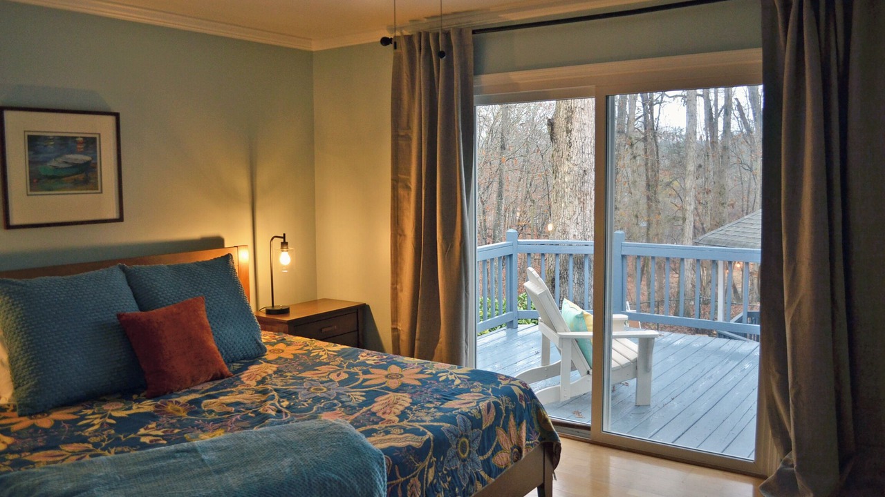 Photo of Bedroom in Dawsonville