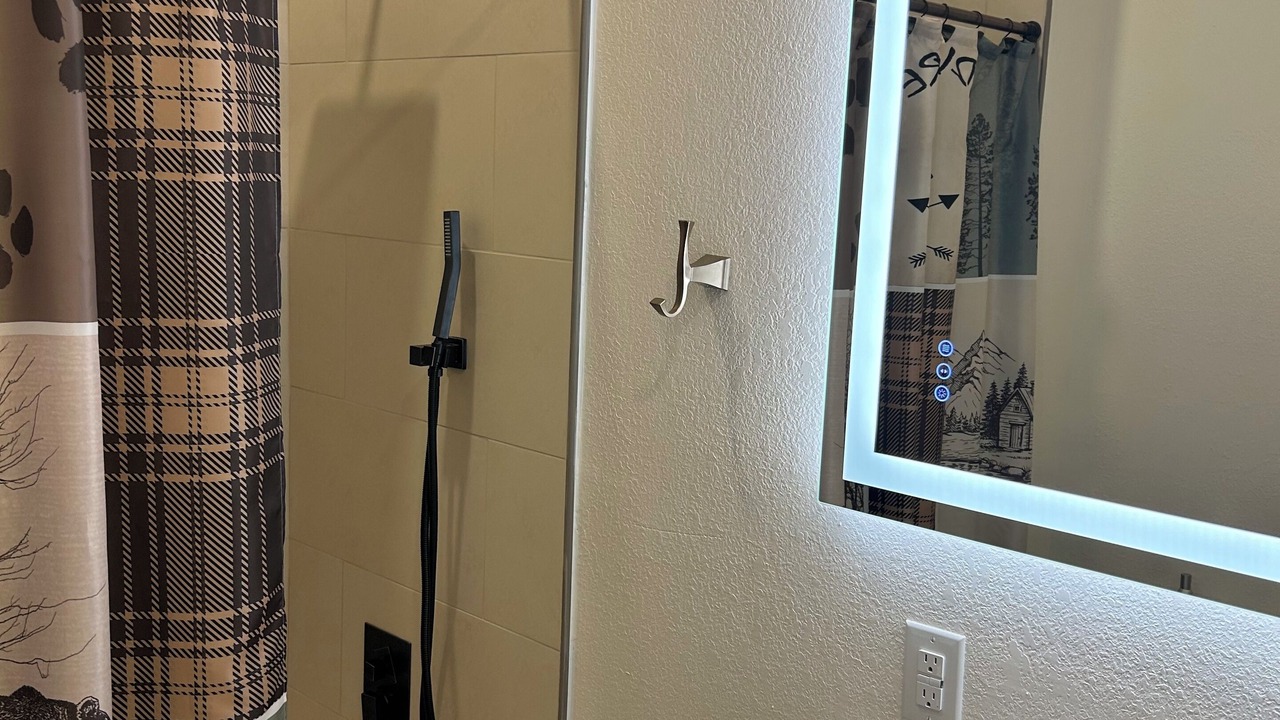 Photo of Bathroom in Maggie Valley