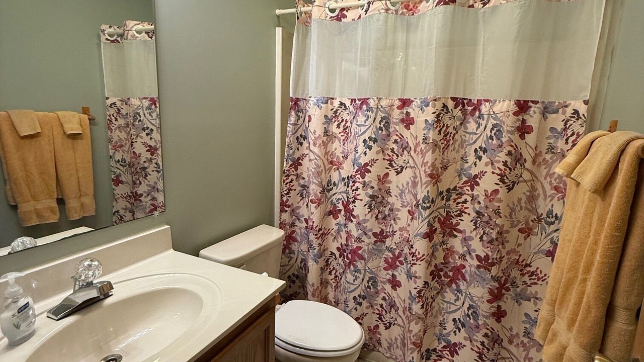 Photo of Bathroom in Beech Mountain