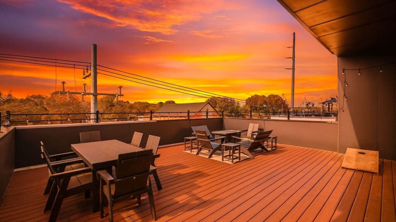 Photo of Outdoor in Inglewood