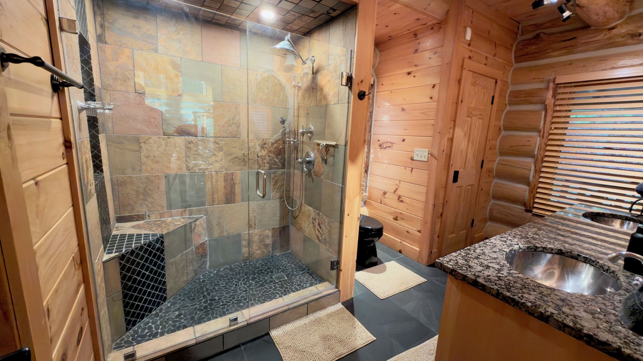 Photo of Bathroom in Ridges Over the Lake
