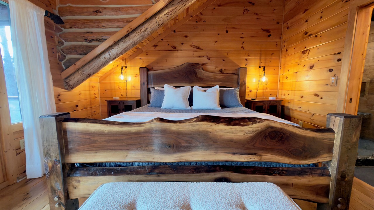 Photo of Bedroom in Ridges Over the Lake