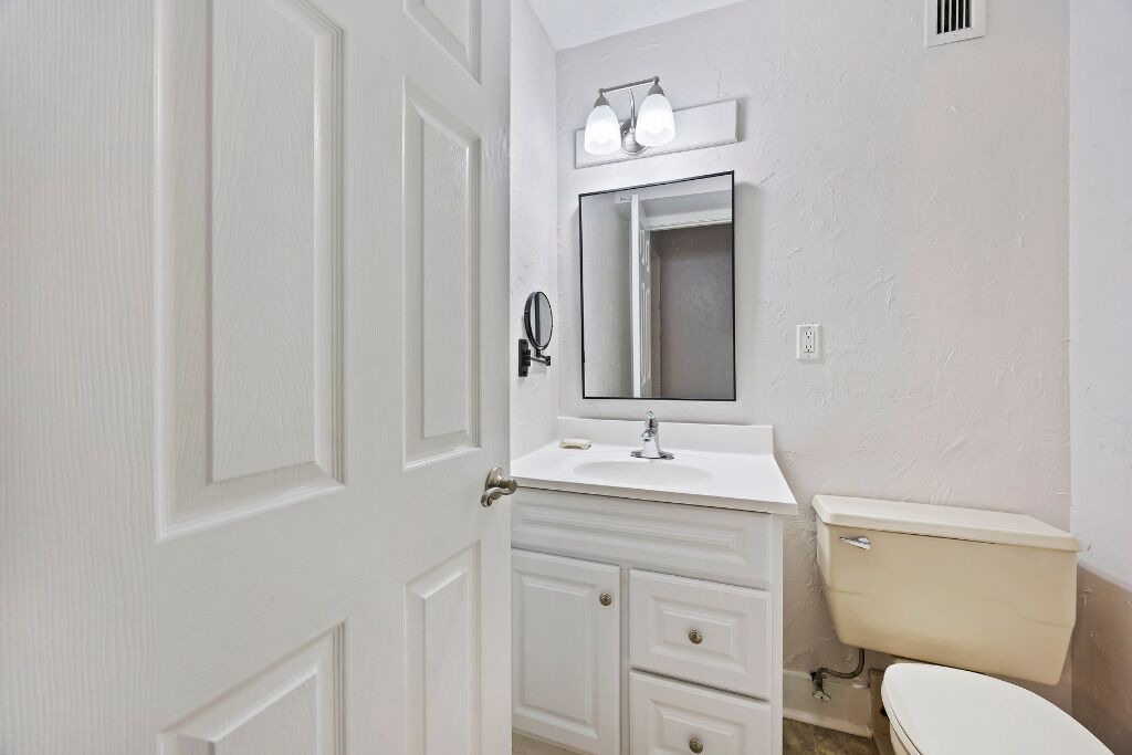 Photo of Bathroom in North Forest Beach