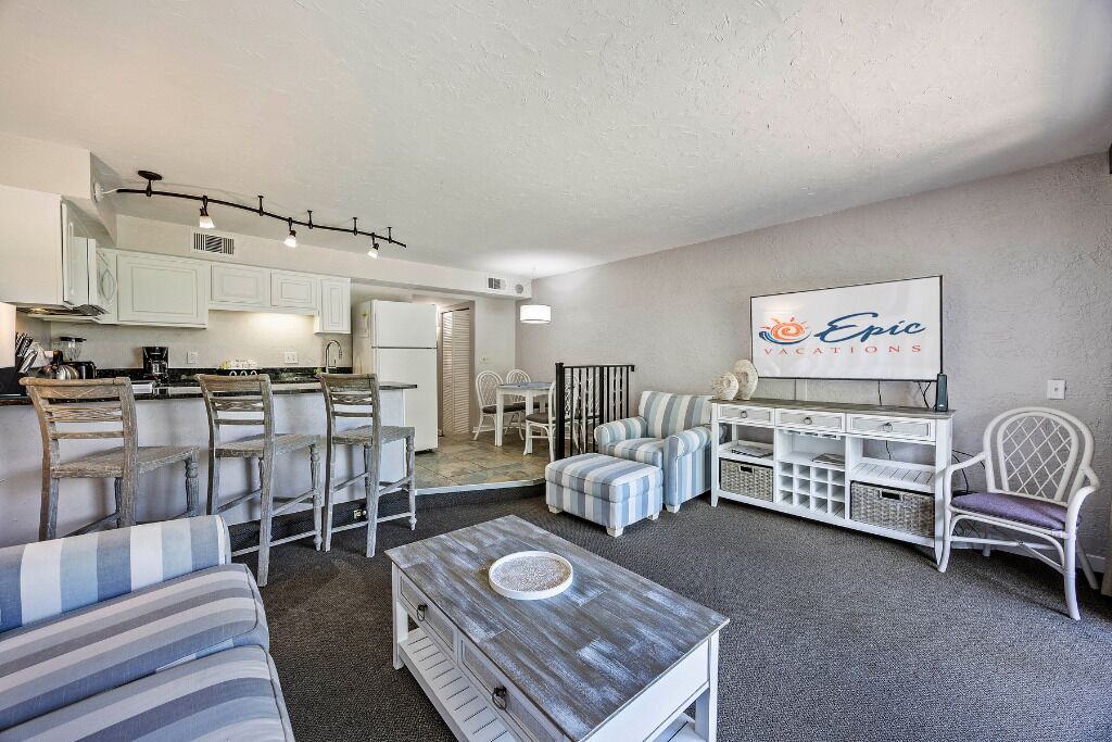 Photo of Livingroom in North Forest Beach