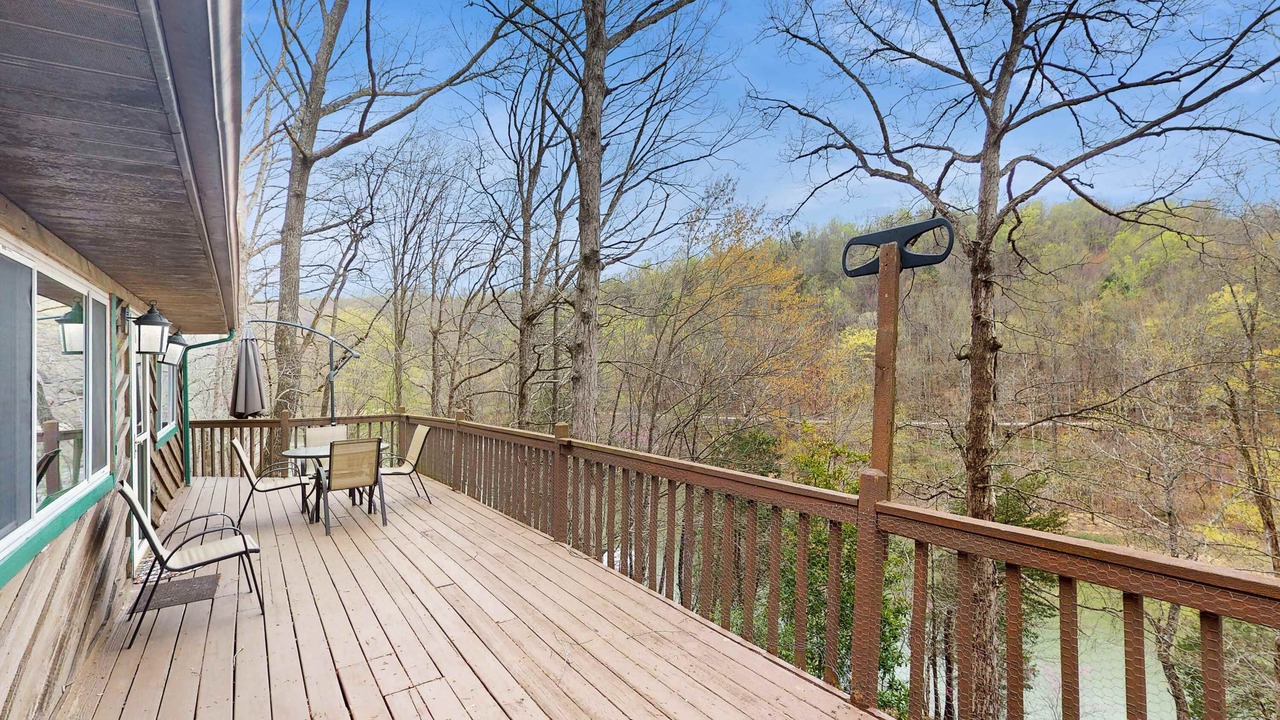Photo of Patio Balcony in Caryville