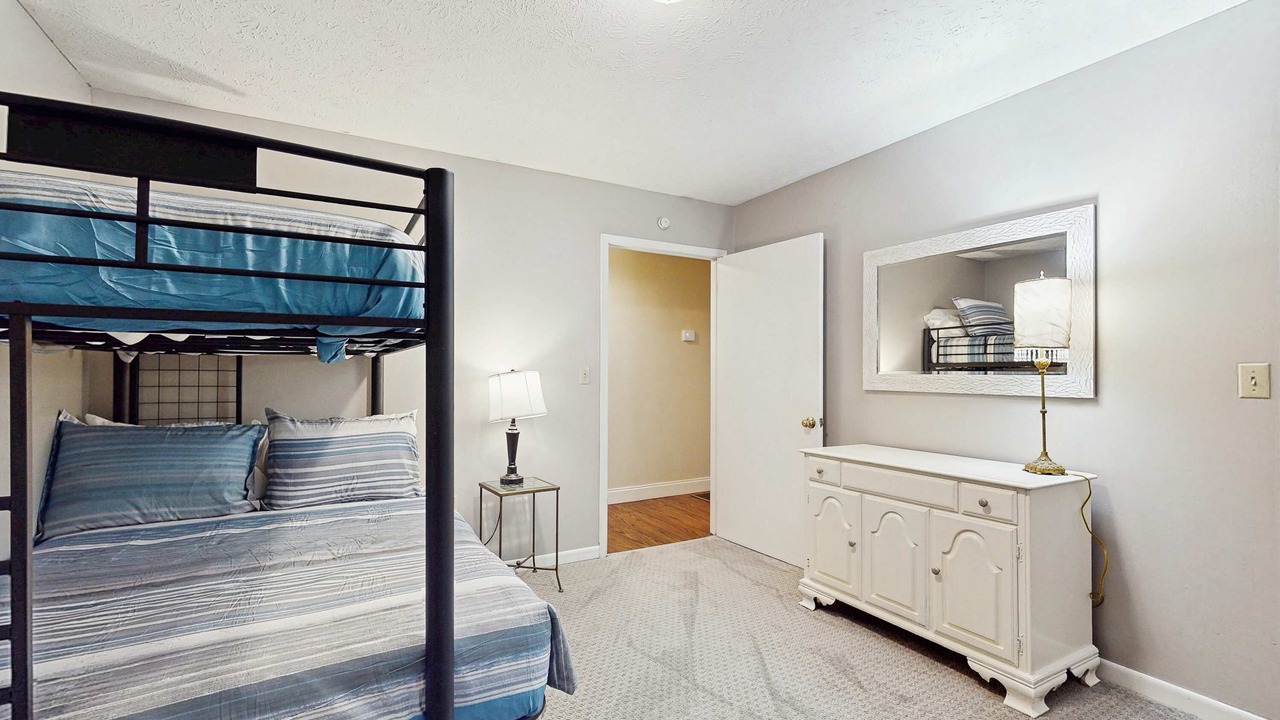 Photo of Bedroom in Caryville