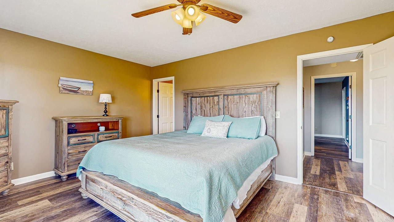 Photo of Bedroom in La Follette