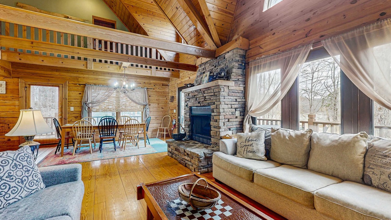 Photo of Livingroom in Tazewell