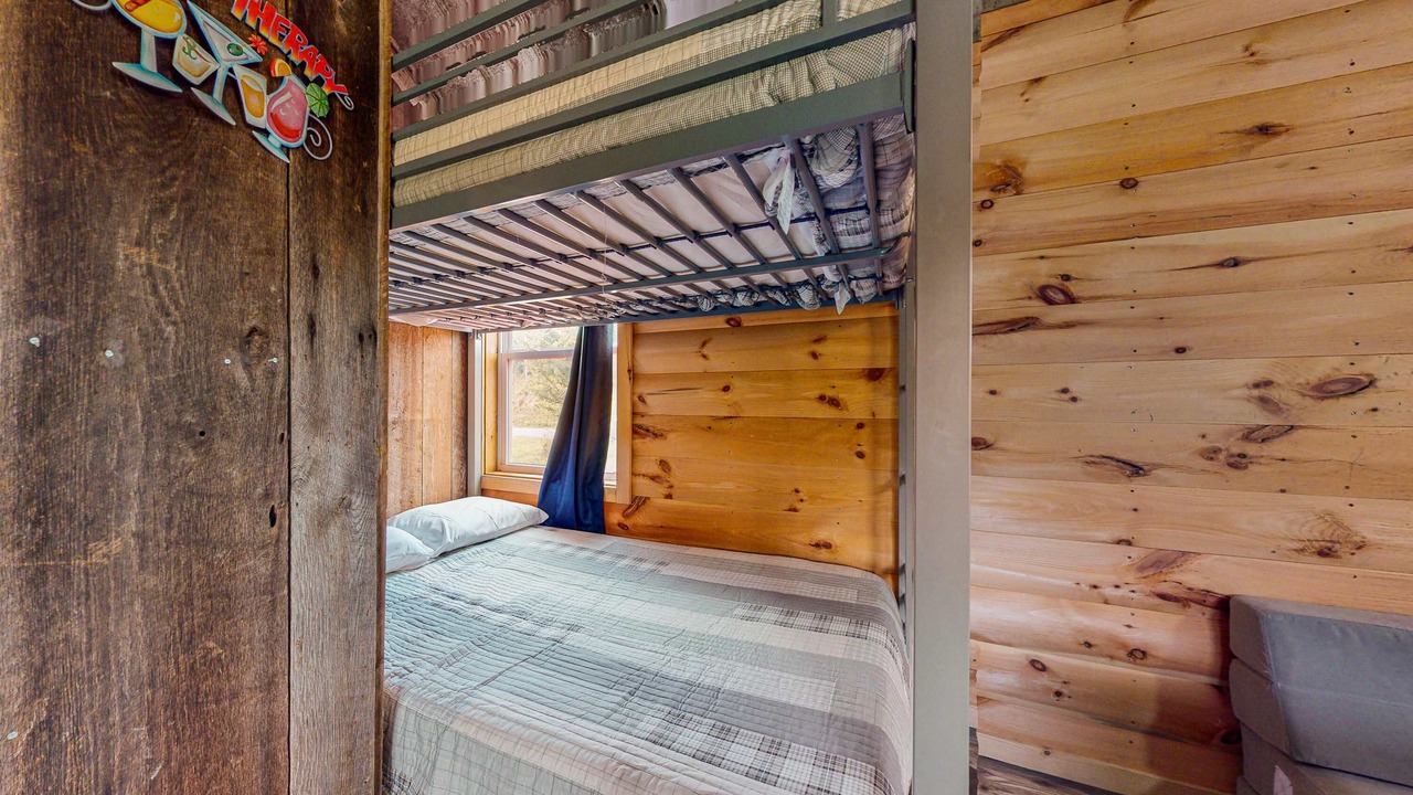 Photo of Bedroom in Chalet Village North