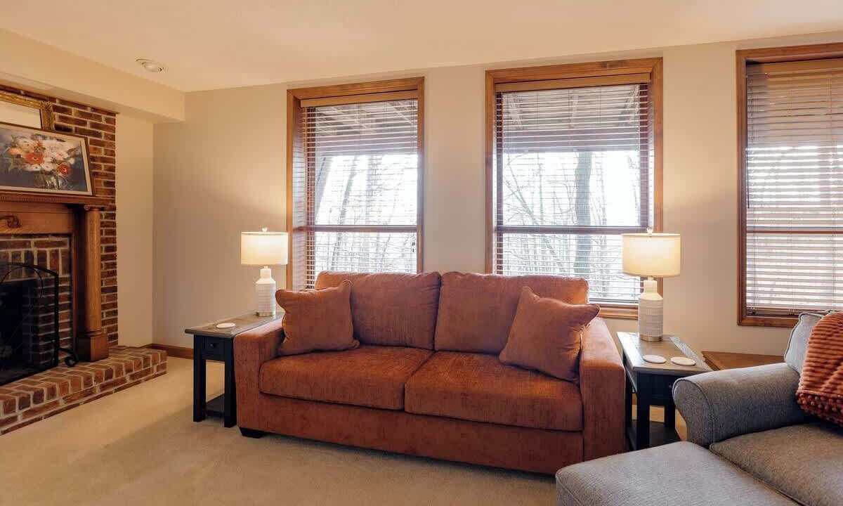 Photo of Livingroom in Johnson City