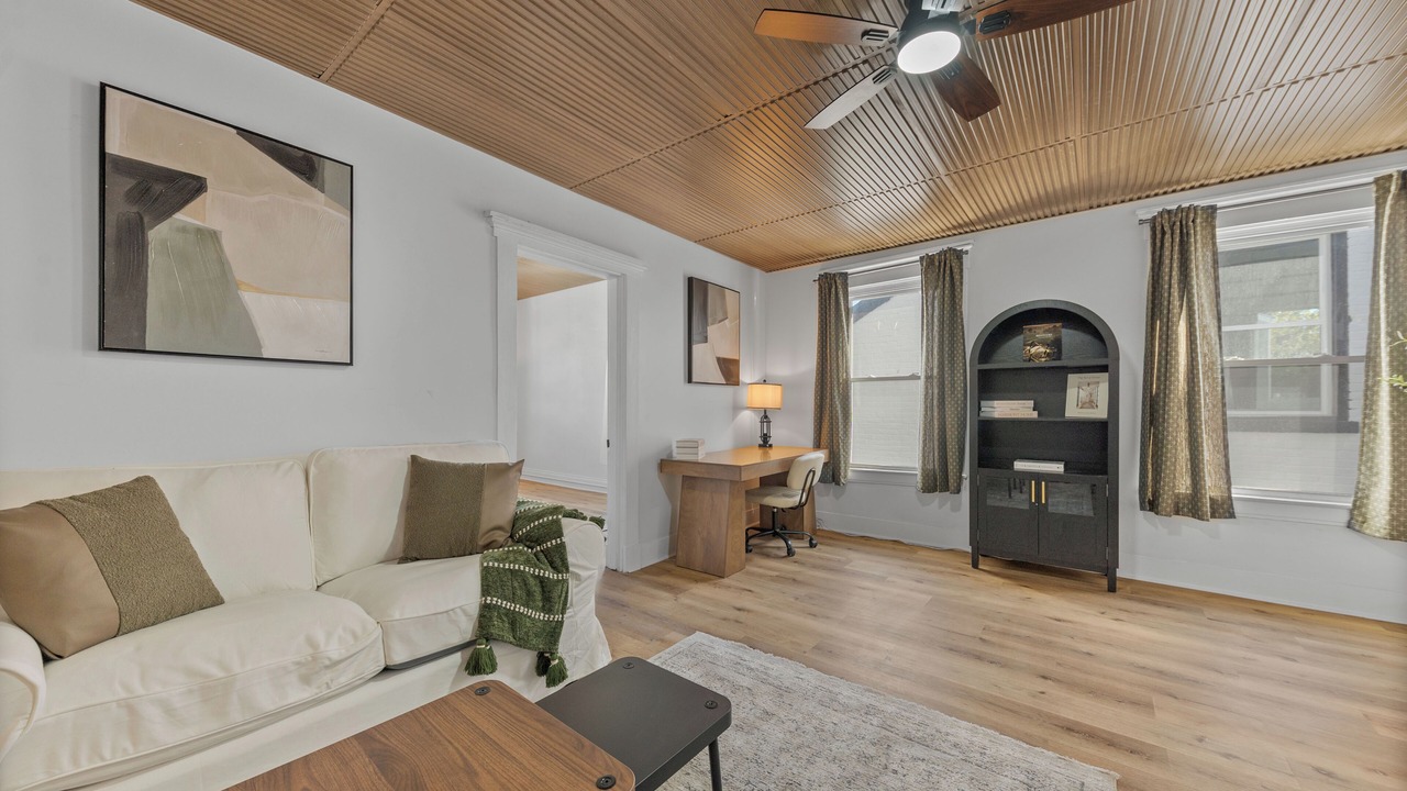 Photo of Livingroom in Covington