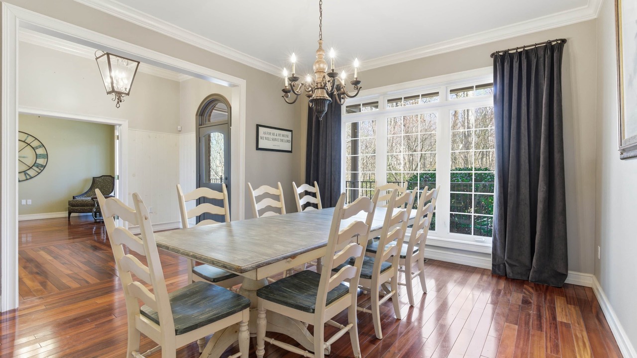 Photo of Livingroom in Dawsonville
