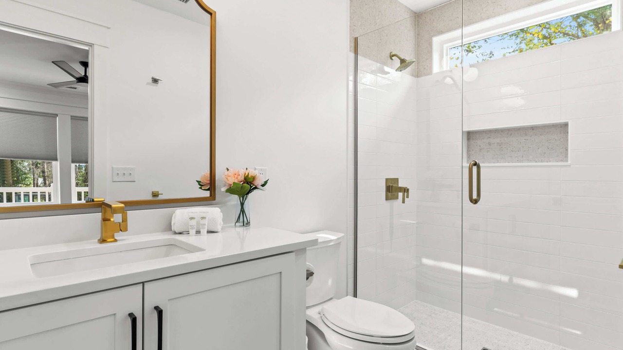 Photo of Bathroom in Long Beach