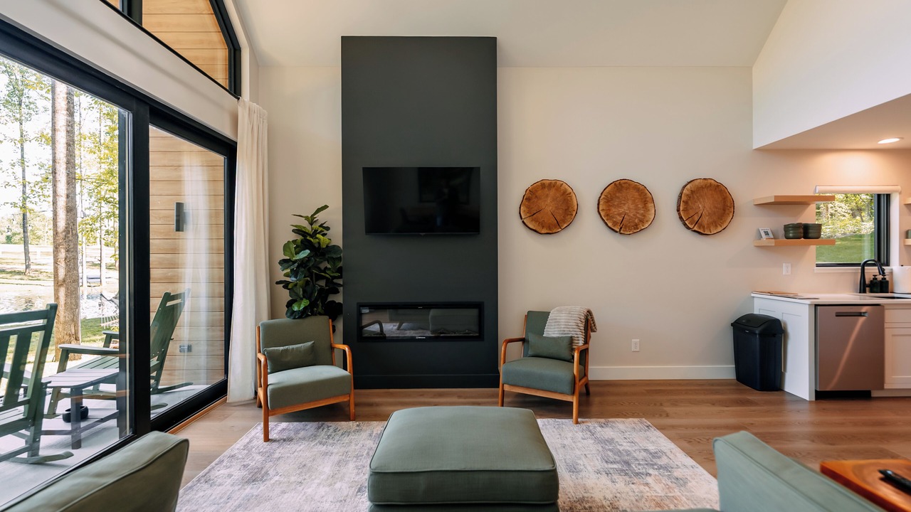 Photo of Livingroom in Shoals