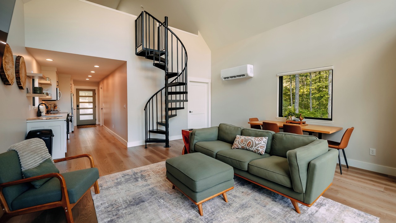 Photo of Livingroom in Shoals