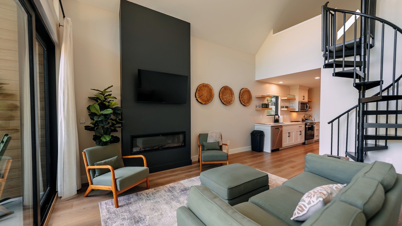 Photo of Livingroom in Shoals