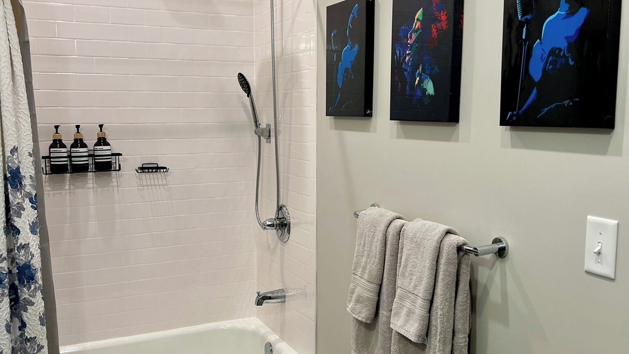 Photo of Bathroom in Uptown