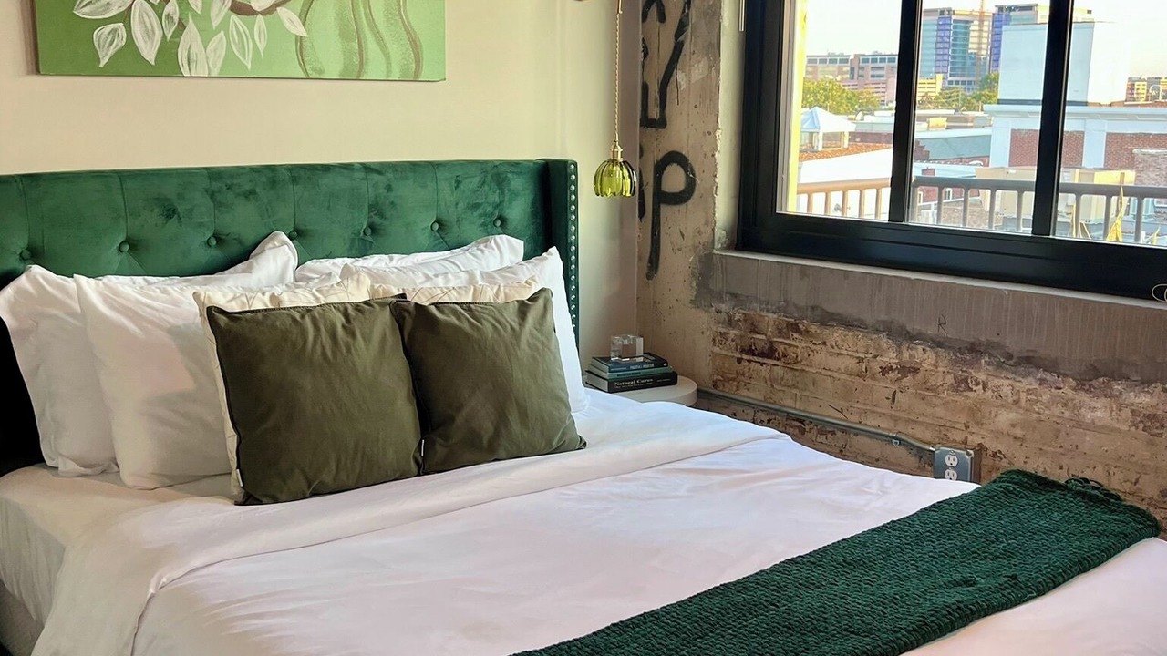 Photo of Bedroom in Uptown