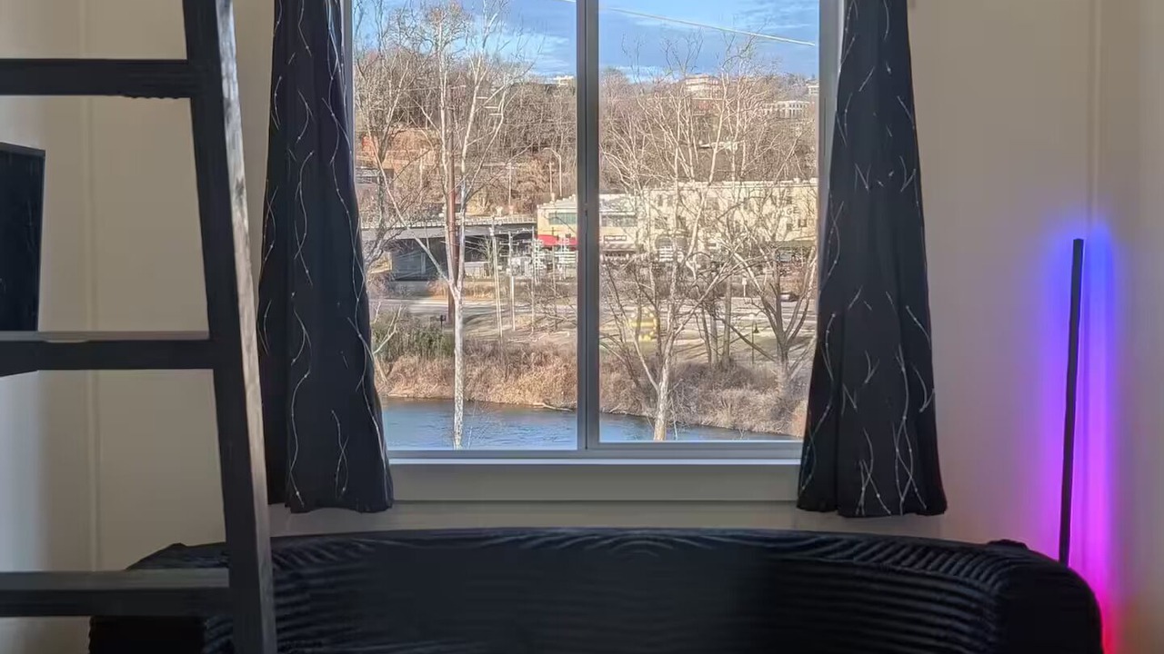 Photo of Livingroom in Asheville