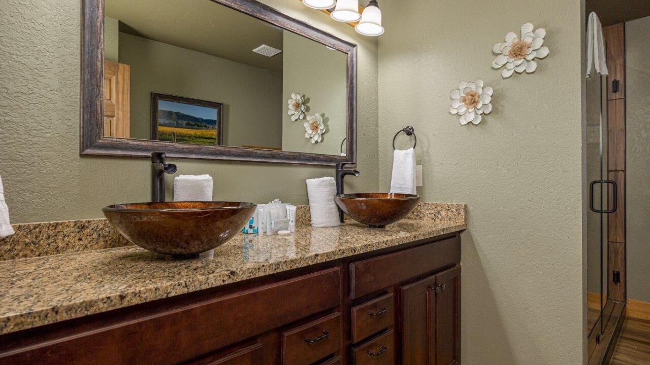 Photo of Bathroom in Gatlinburg