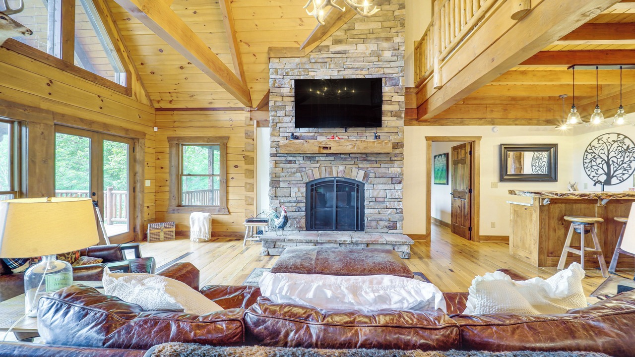 Photo of Bedroom in Spruce Pine