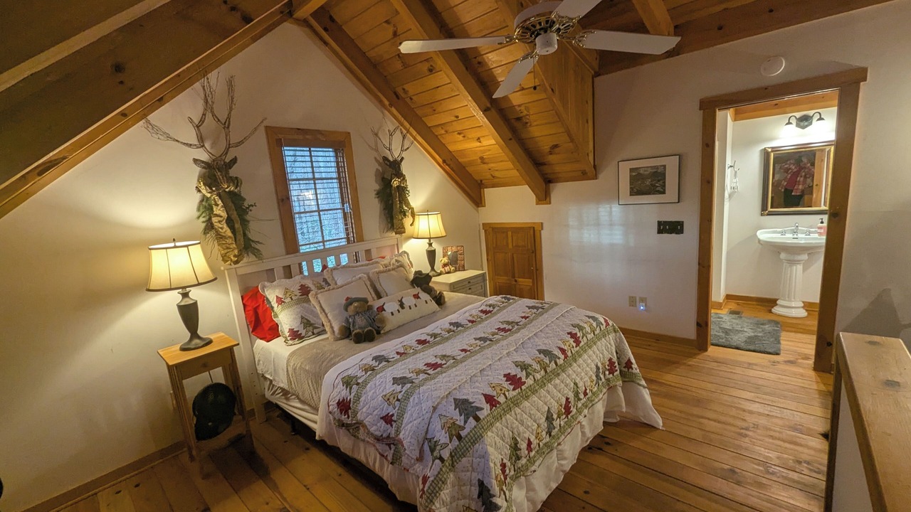 Photo of Bedroom in Big Canoe