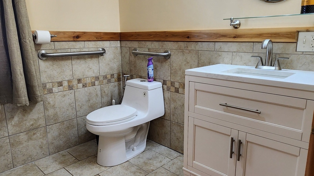 Photo of Bathroom in Kerr