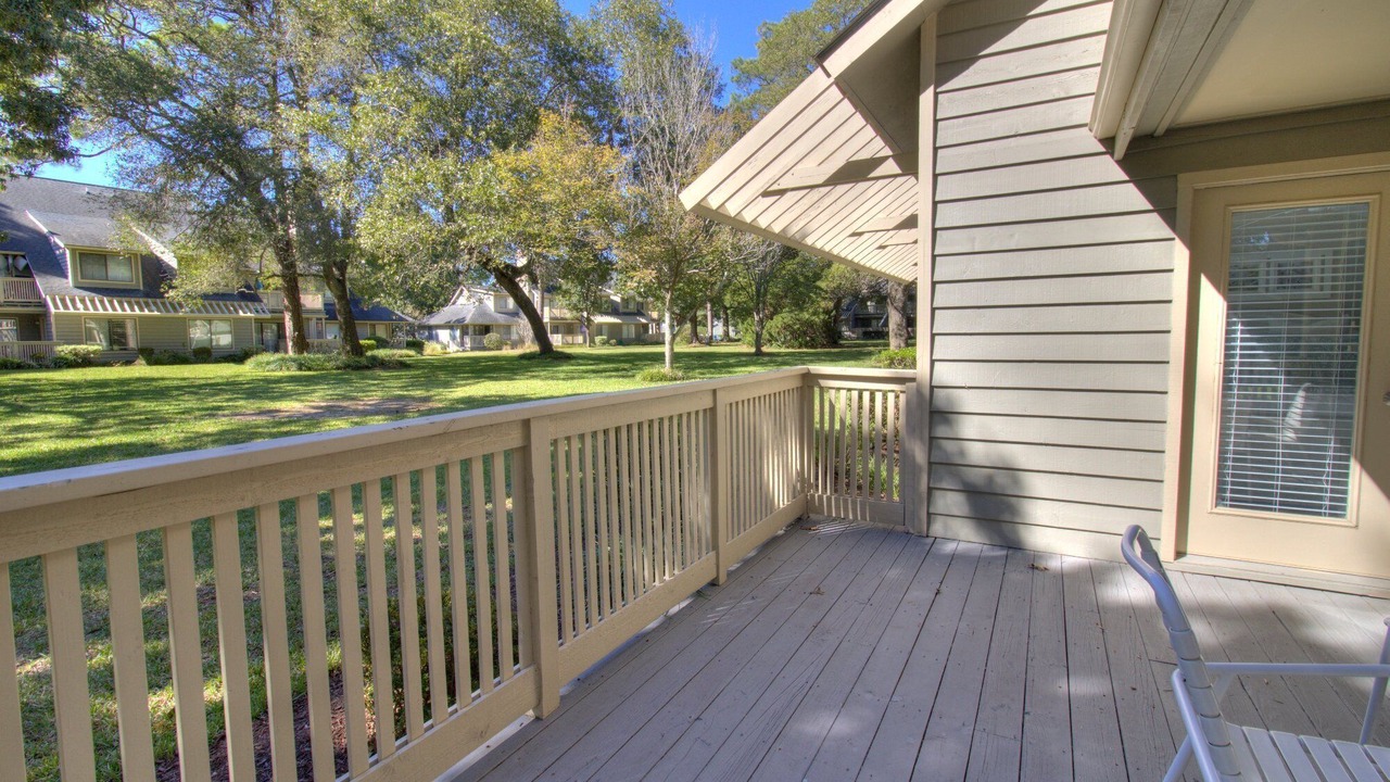 Photo of Patio Balcony in Arcadian Shores