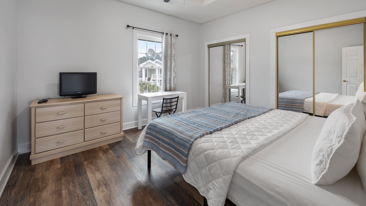 Photo of Bedroom in Central Myrtle Beach