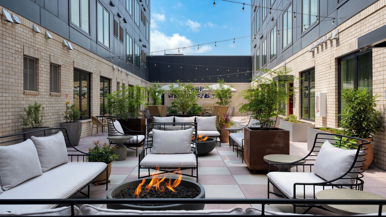 Photo of Patio Balcony in 12 South