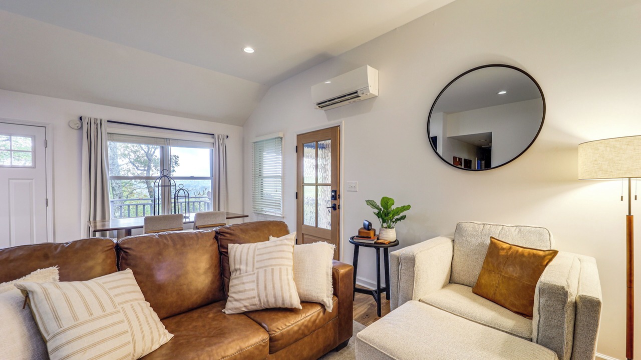 Photo of Livingroom in Blowing Rock