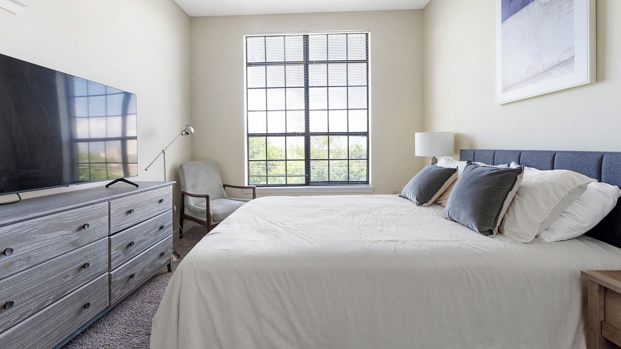 Photo of Bedroom in New Pathways