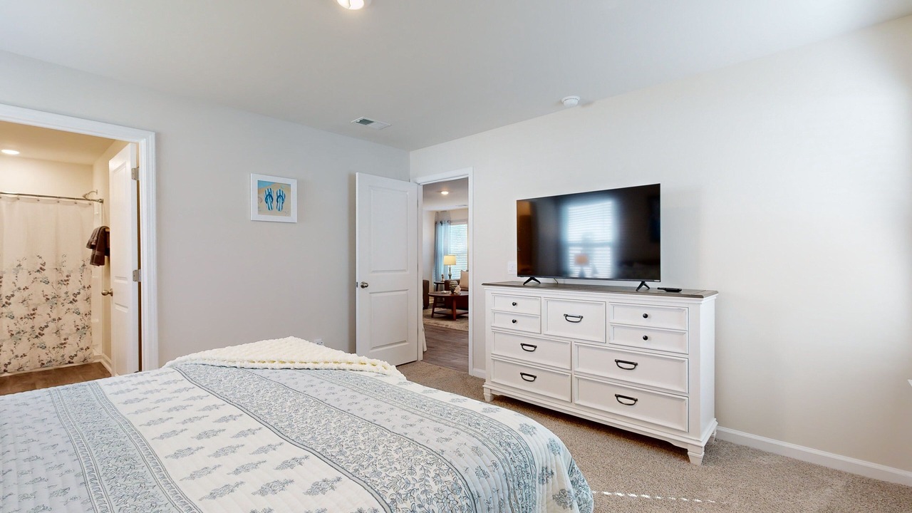 Photo of Bedroom in Ocean Isle Beach